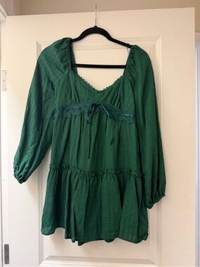 Altar'd State Emerald Green Peasant Tunic with Lace Trim